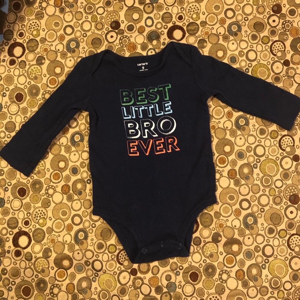 9 months Carter’s onesie